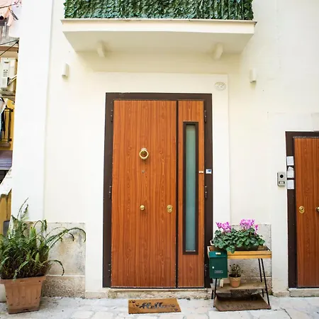 Arco Alto Daire Bari